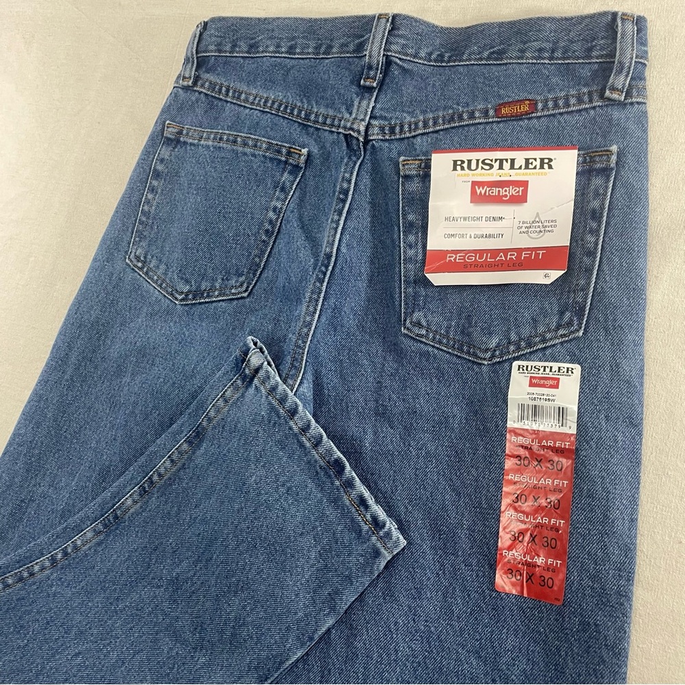 NWT Rustler Wrangler Jeans Mens 30x30 Regular Fit Straight Leg Heavyweight Denim